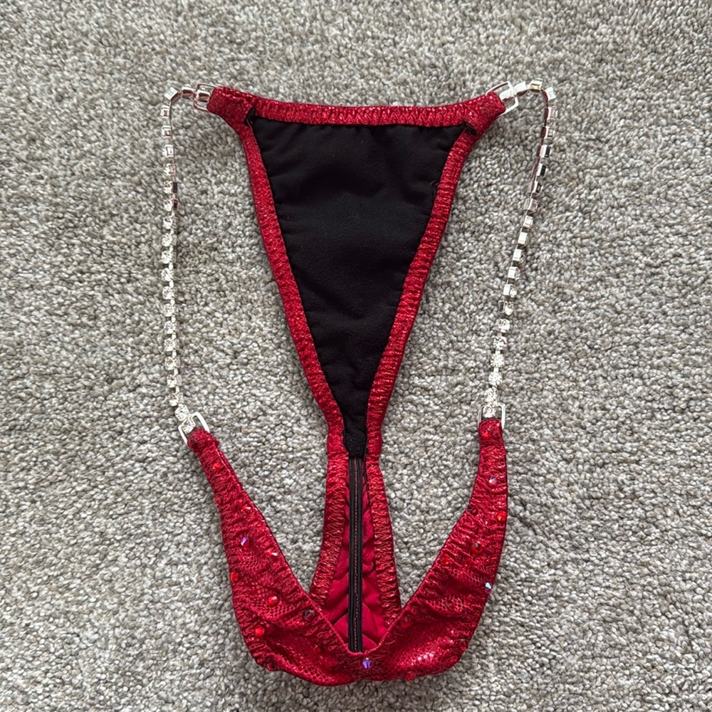 KH Red Crystal Competition Bikini Set. - Picture 7 of 7